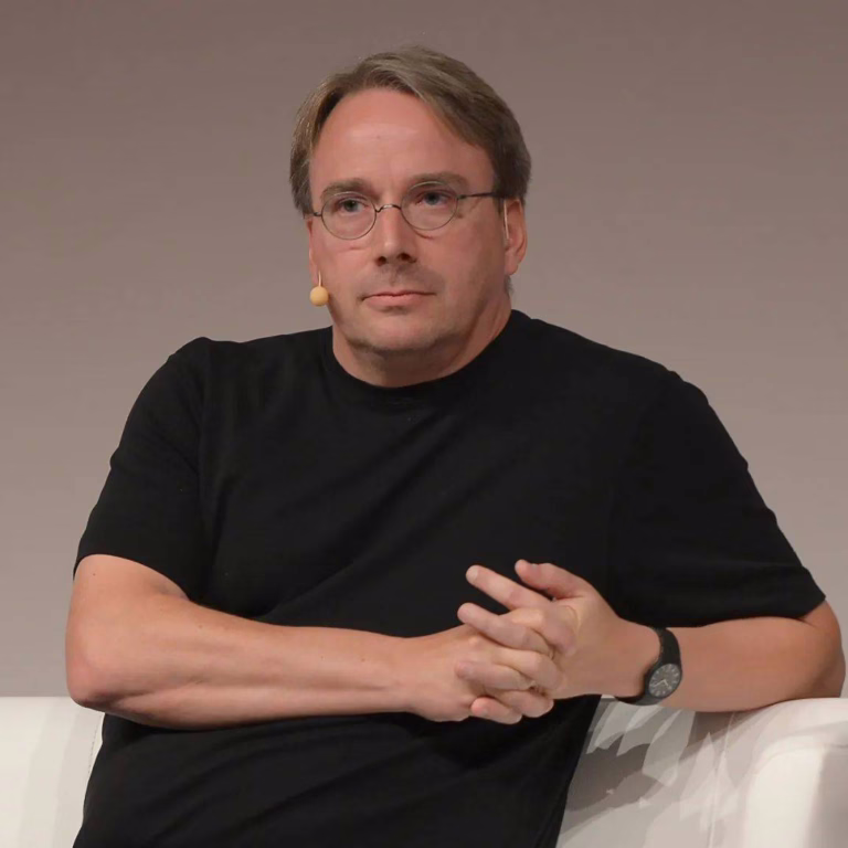 Linus Torvalds:AI漏洞报告潮让Linux安全邮件列表“几乎无法管理” 7 'Almost entirely unmanageable': Linus Torvalds says AI bug hunters have ruined Linux security mailin