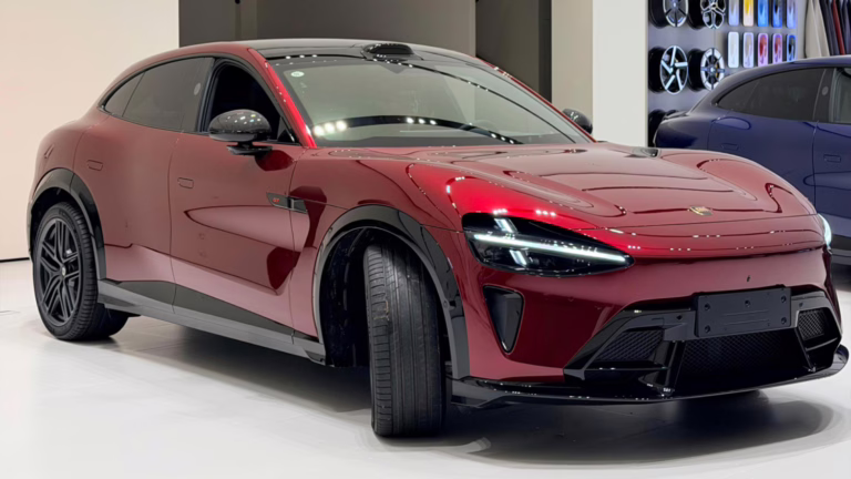 小米YU7 GT高性能SUV上市在即:五种配色、990马力、705km续航 5 Xiaomi YU7 GT performance SUV to enter China with five body color options
