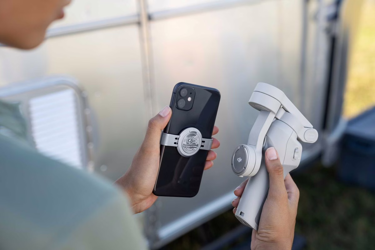 大疆将终止Osmo Mobile 3及DJI OM 4手机云台服务支持 1 DJI Osmo Mobile 3与OM 4手机云台