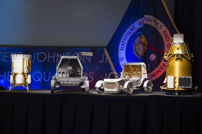 NASA公布月球基地首批任务清单:漫游车、着陆器与发射时间表 5 NASA Provides Update on Moon Base Rovers, Landers, Missions