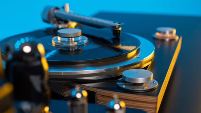 Wand 12英寸Dark-Light唱臂亮相HIGH END Vienna 2026,长臂设计能否降低失真? 1 Wand 12-inch Dark-Light Tonearm to Debut at HIGH END Vienna 2026: Does Length Really Matter?