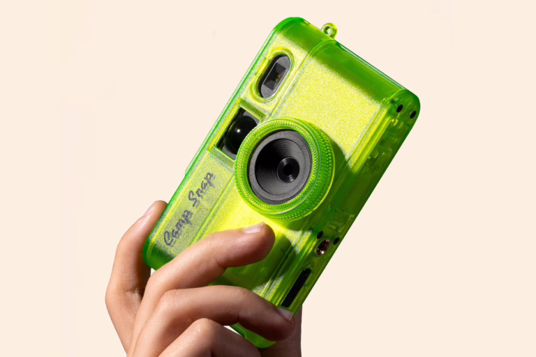 Camp Snap 2 无屏幕数码相机发布:机身更薄、滤镜更丰富,售价约500元 7 The screenless Camp Snap 2 is slimmer and comes with more filters