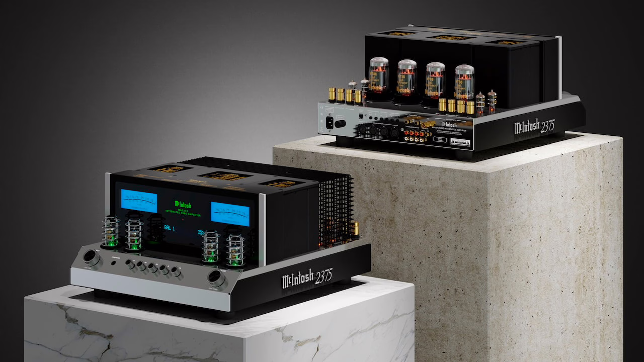 McIntosh MA2375真空管集成放大器正面，显示蓝表头、真空管和标志性面板设计