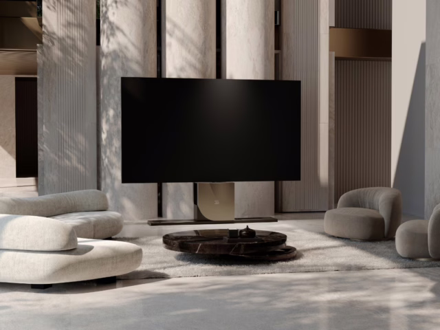 C Seed's N1 Unfolding TV gets a Bugatti version