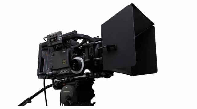 Cinelux Sixteen Camera Captures Super 16 Film and Digital Video at the Same Time