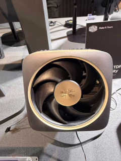 酷冷至尊Computex 2026展示混合CPU散热器与Master Flow GPU辅助排风扇等新品 17 Cooler Master Showcases Hybrid CPU Cooler and Innovative Master Flow GPU Exhaust Fans at Computex