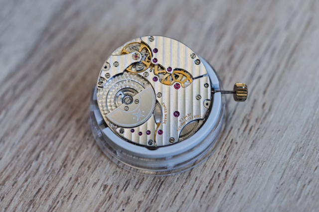 Industry News – Vaucher Manufacture Fleurier Unveils the VMF 5500, ts Upgraded Micro-Rotor Movement